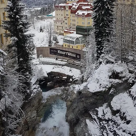 Alpenkoenig Appartement *